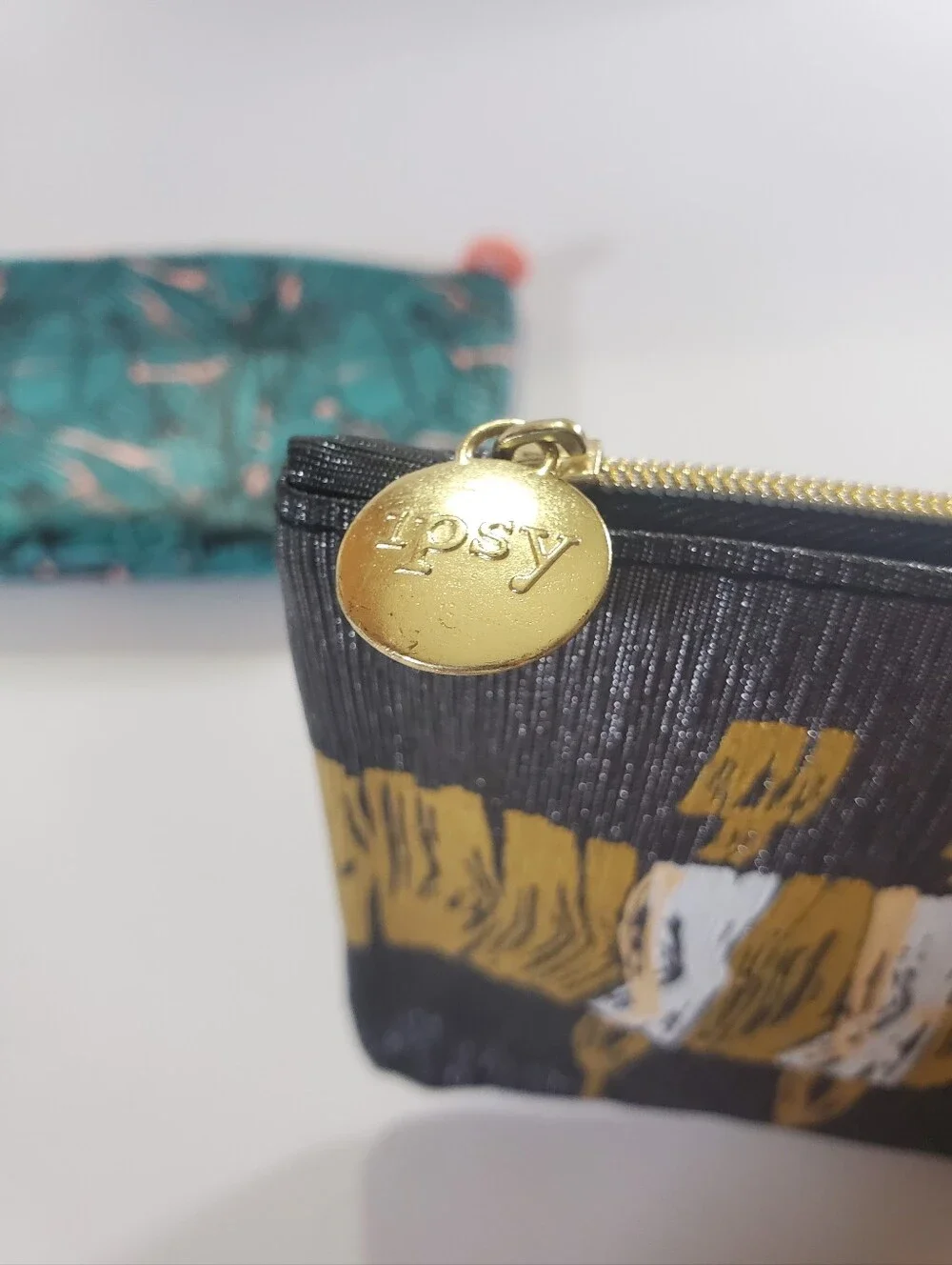 🟢 IPSY Bags Set of 5 Assorted Cosmetic Bags Tropical Glamazon Denim Sunglass